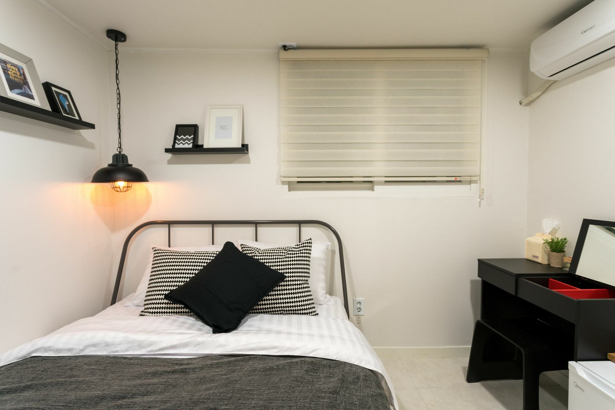 Neat House Hongdae Guest house